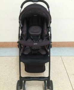 Aprica รถเข็นเด็ก รุ่น Air ria สภาพ 70 %